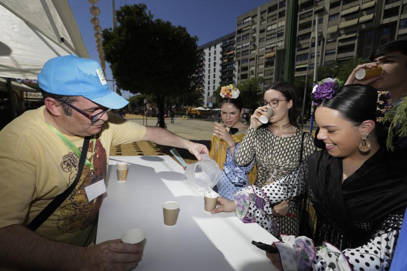 El agua es el mejor líquido que se puede tomar en Feria