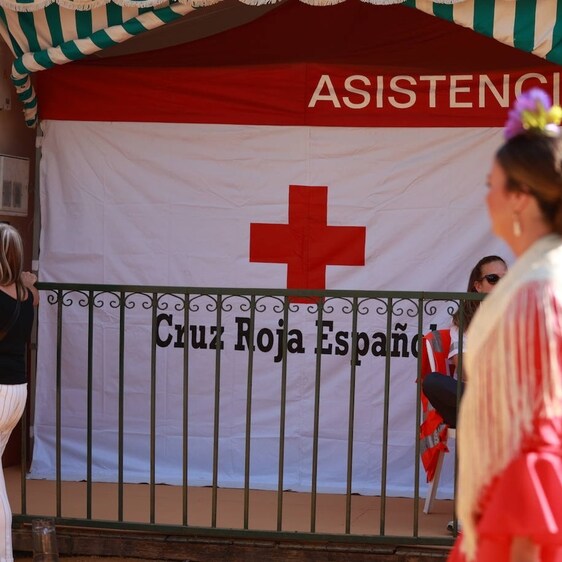 Puesto de Cruz Roja en la Feria de Abril de Sevilla