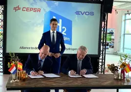 Cepsa y Evos se unen para potenciar el almacenamiento de metanol verde en Algeciras y Róterdam