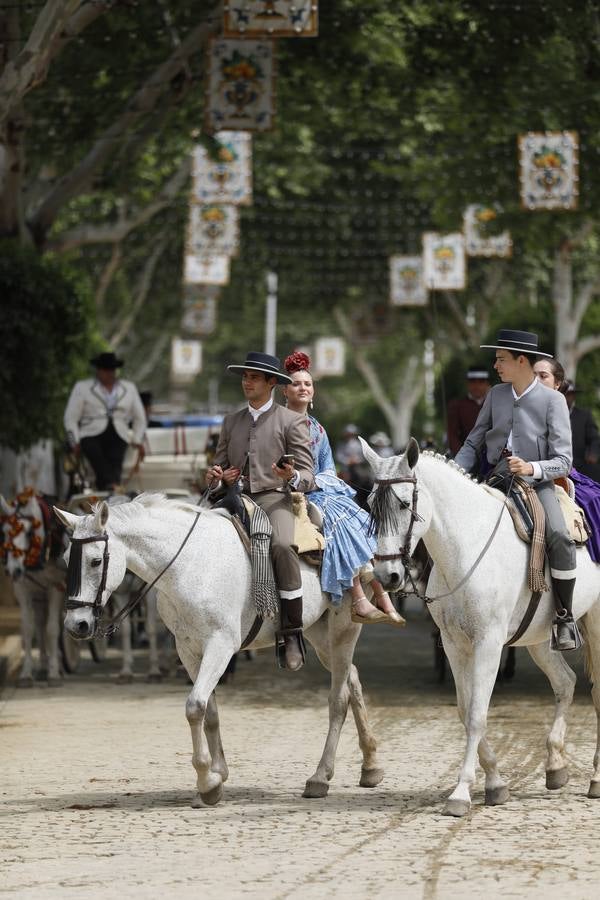 Ambiente en el real durante el viernes de la Feria de 2024