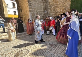 Felipe V vuelve a Marchena casi tres siglos después en una visita teatralizada