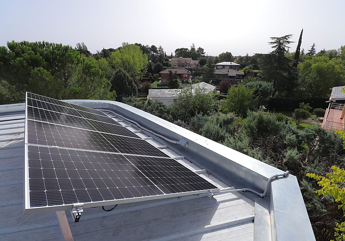 Imagen de una instalación fotovoltaica en una vivienda