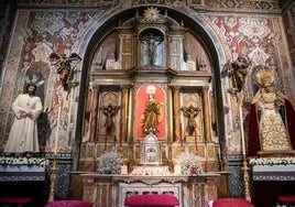 Los titulares del Carmen en la iglesia de los Terceros