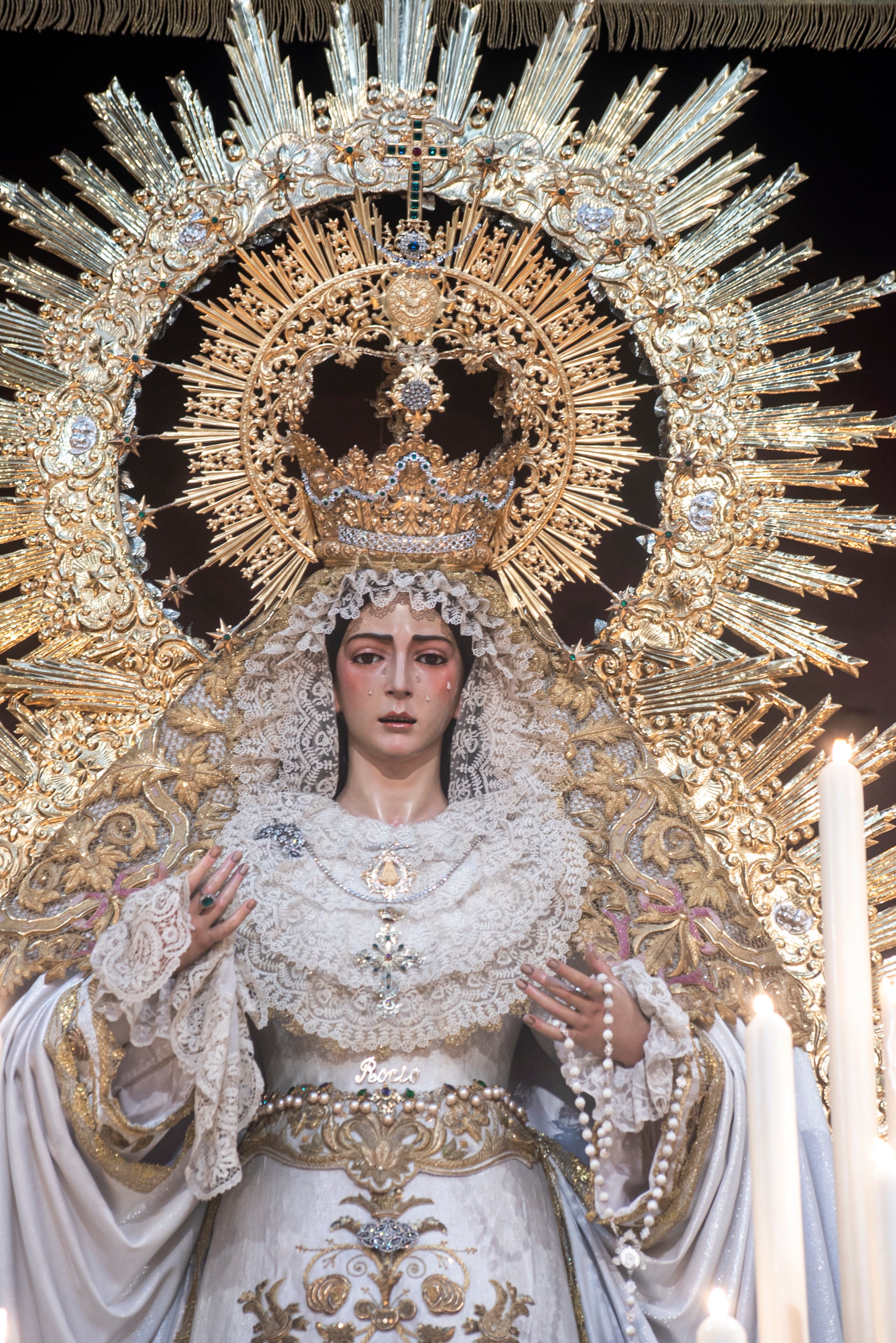 La Virgen del Rocío en sus cultos