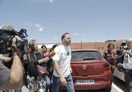 Antonio Tejado sale de la cárcel de Sevilla tras tres meses entre rejas por el robo a su tía María del Monte