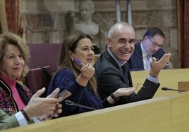 El PSOE critica las prisas de José Luis Sanz para tener presupuestos en Sevilla pero no para reunirse con ellos