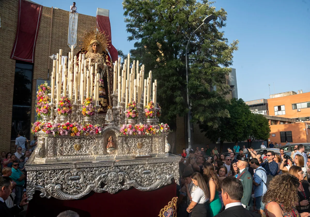 La Virgen de los Desamparados de Alcosa saldrá por primera vez bajo palio