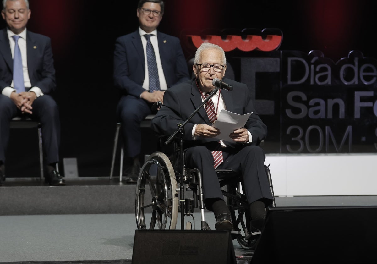 José Luis Garrido Bustamante, uno de los condecorados con la Medalla de la Ciudad, habló en nombre de los distinguidos