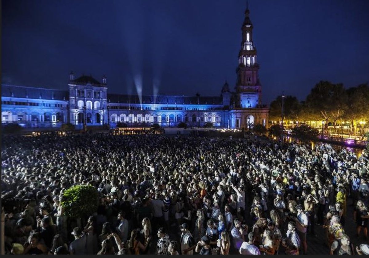 Icónica Santalucía Sevilla Fest es ejemplo de buen uso de la Plaza de España
