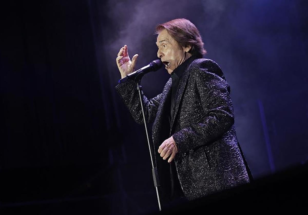 El cantante Raphael vuelve este verano a Jerez