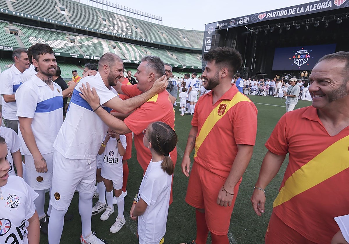 Joaquín, en los prolegómenos de 'El partido de la alegría' en el Benito Villamarín