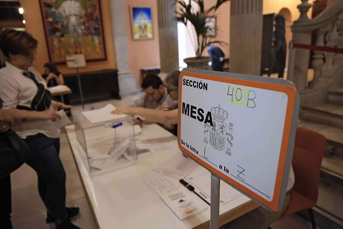 Ambiente tranquilo durante esta jornada electoral en Sevilla