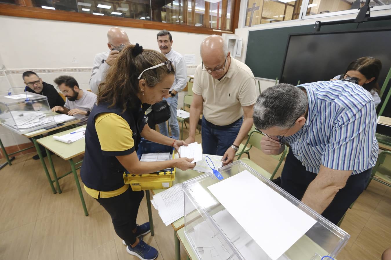 Ambiente tranquilo durante esta jornada electoral en Sevilla