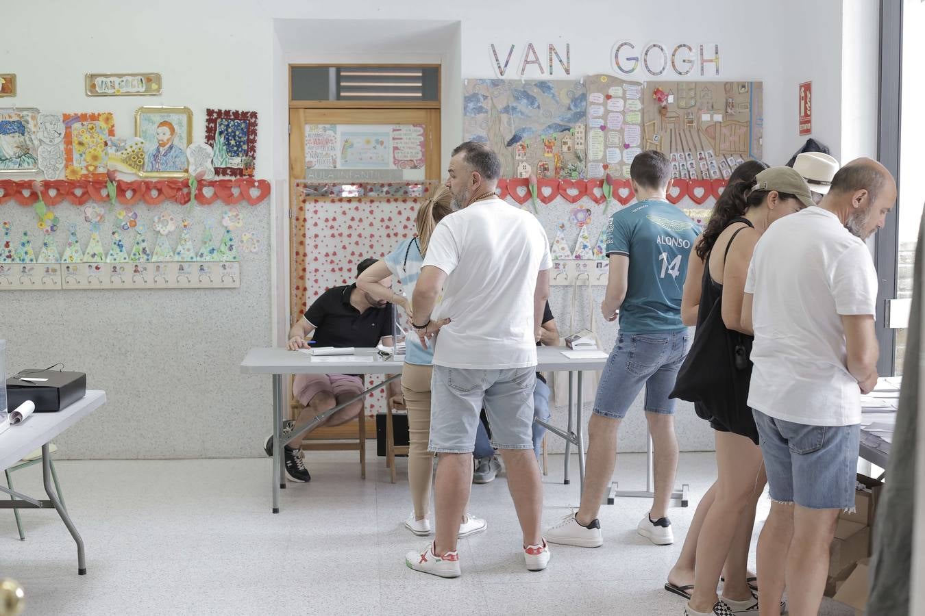 Ambiente tranquilo durante esta jornada electoral en Sevilla
