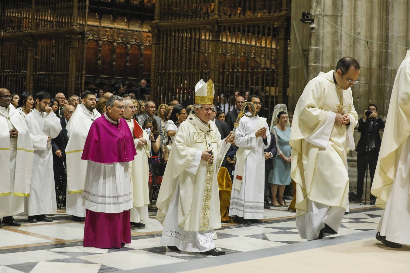 Ordenación de cuatro presbíteros en la Catedral 