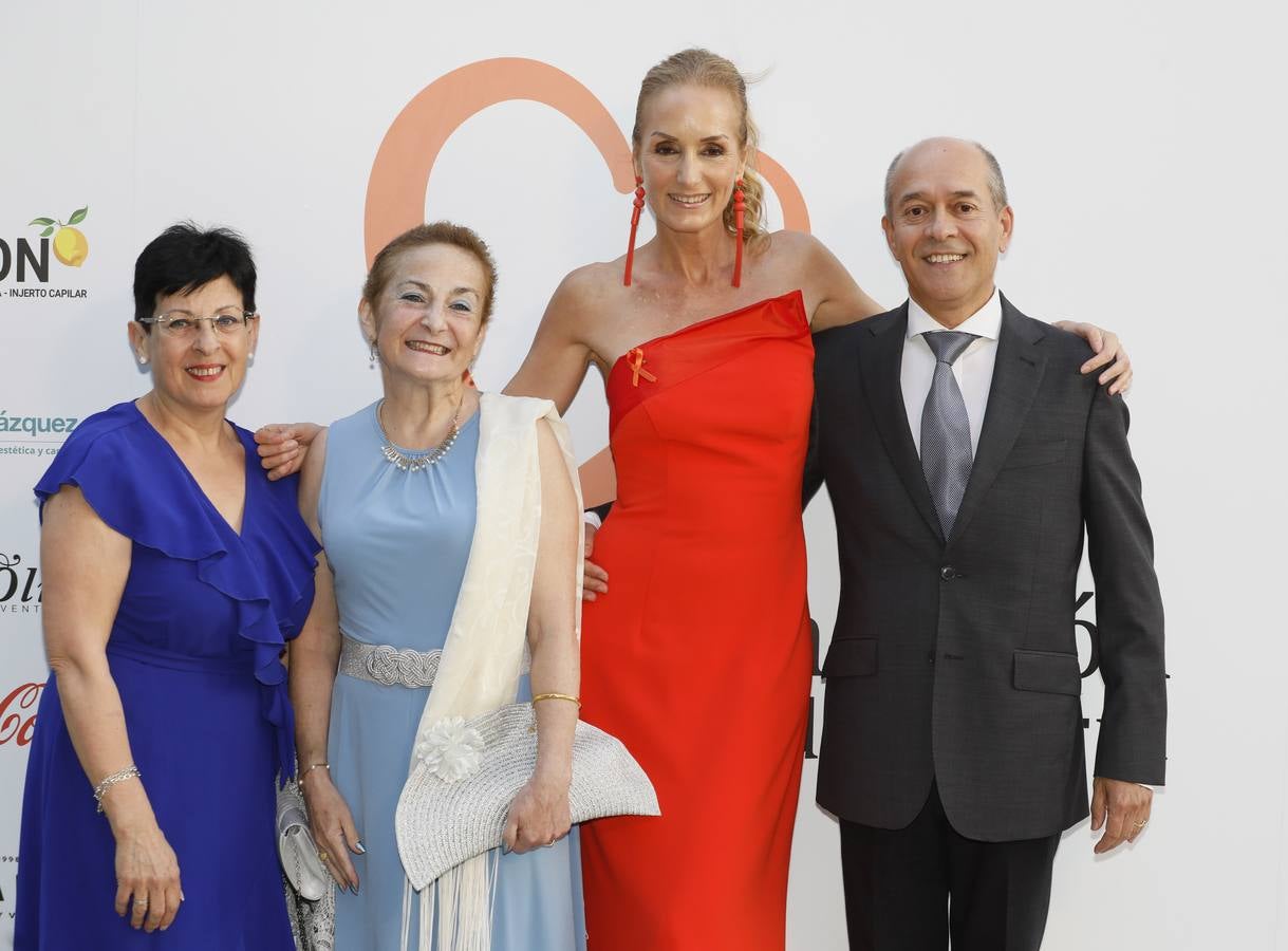 Loli de Anca, Esperanza Muñoz, Sandra Ibarra y Carlos López