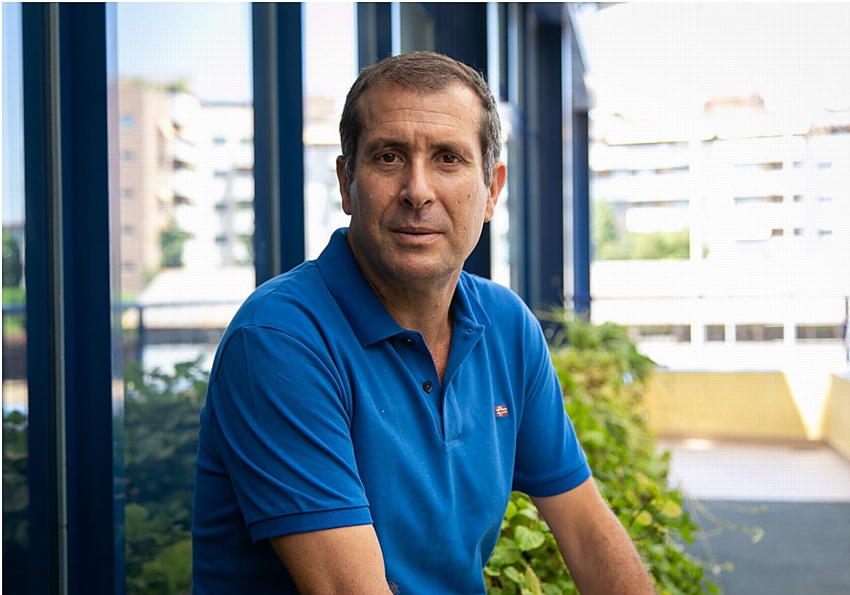 Miguel Ruiz Veguilla, coordinador de la Unidad de Infancia y Adolescencia del Hospital Virgen del Rocío de Sevilla, lidera este proyecto en Andalucía.