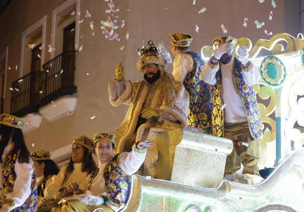 Qué hay que hacer para salir en la Cabalgata de Reyes Magos de Sevilla 2025 plazos y requisitos