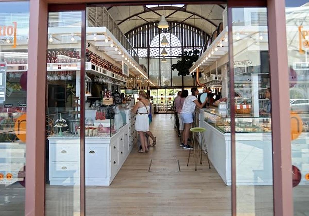 El Mercado Lonja del Barranco no cierra este verano por vacaciones, sino por obras