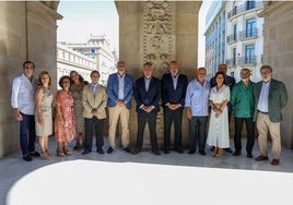 El Museo presenta al Ayuntamiento de Sevilla los actos del 450 aniversario fundacional