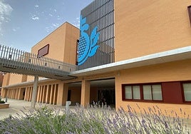 La Escuela de Enfermería en Bormujos abre otro frente entre el rector de la Hispalense y la Junta