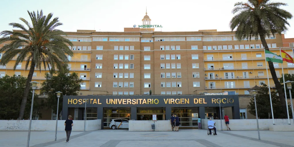 El Virgen del Rocío de Sevilla, el hospital que cuenta con más camas de España