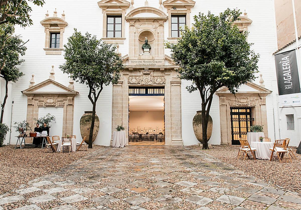 Los amplios salones de los que dispone la Galería de ABC están preparados para comensales de eventos empresariales, culturales y familiares