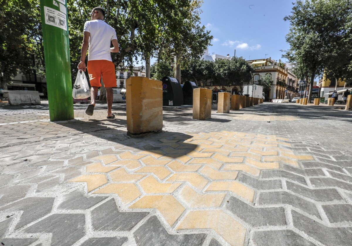 Difference between newly replaced paving stones and previous ones that deteriorated after a short time due to the type of material