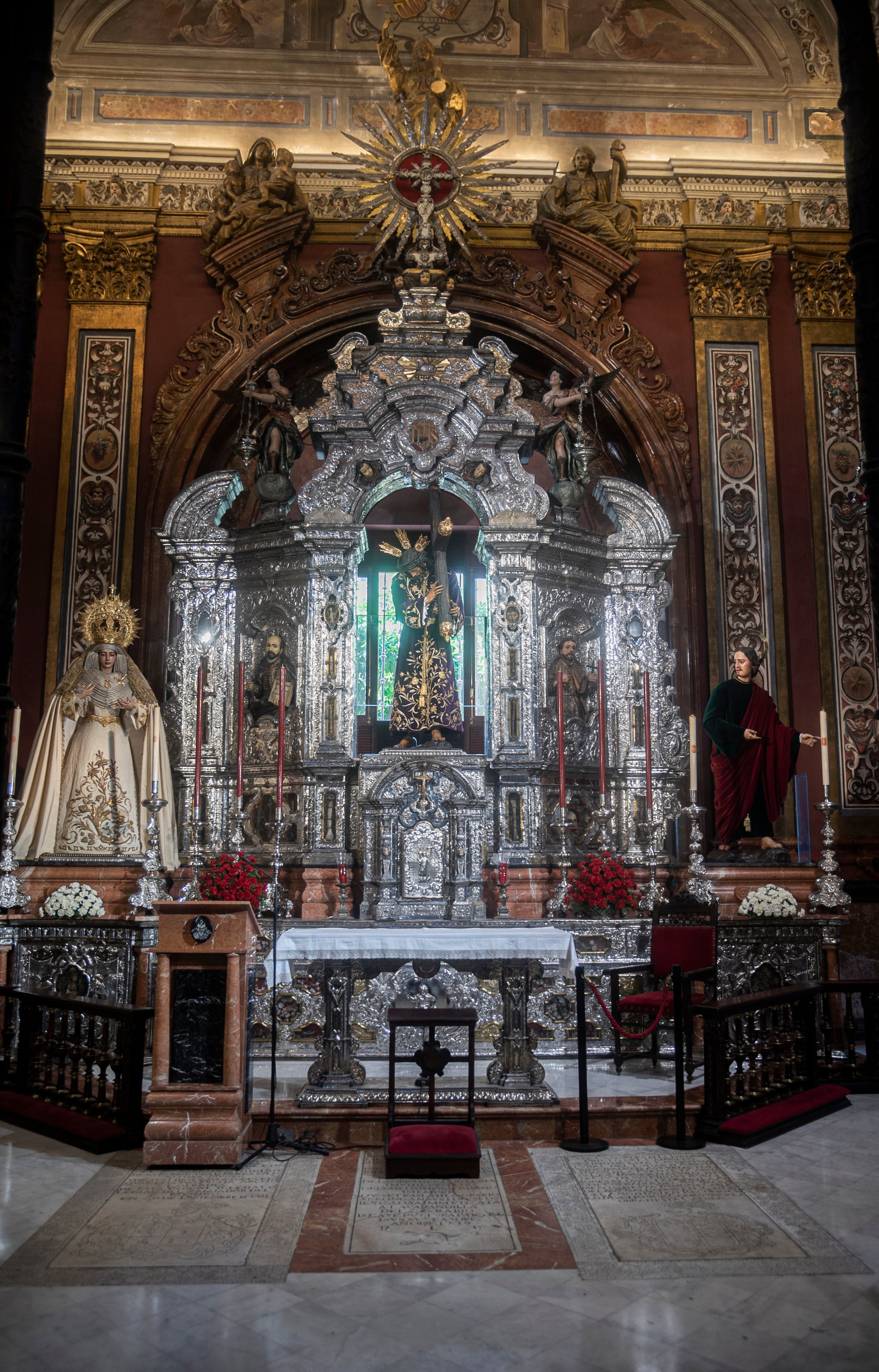 El Señor de Pasión en la capilla sacramental