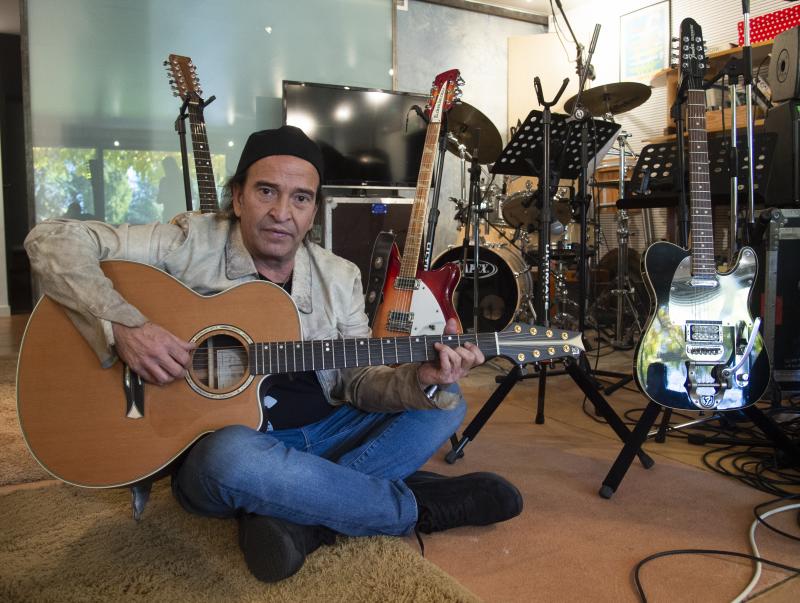 Álvaro Urquijo, la voz de Los Secretos