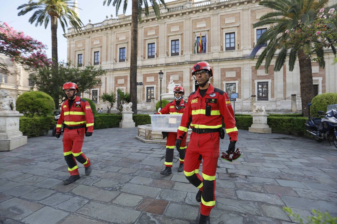 Simulacro de incendio en la Catedral a cargo del Batallón de Intervención en Emergencias II