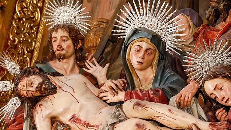 El «sueño cumplido» de la Parroquia del Sagrario con el retablo restaurado