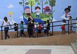 Los colegios de Sevilla empiezan  en peores condiciones que el curso pasado, según el PSOE