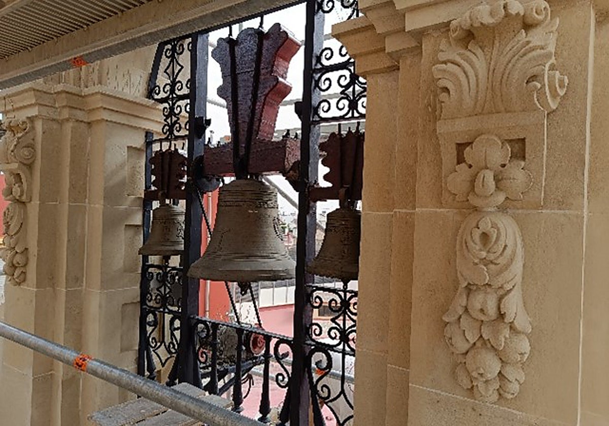 Detalle de la actuación en la espadaña