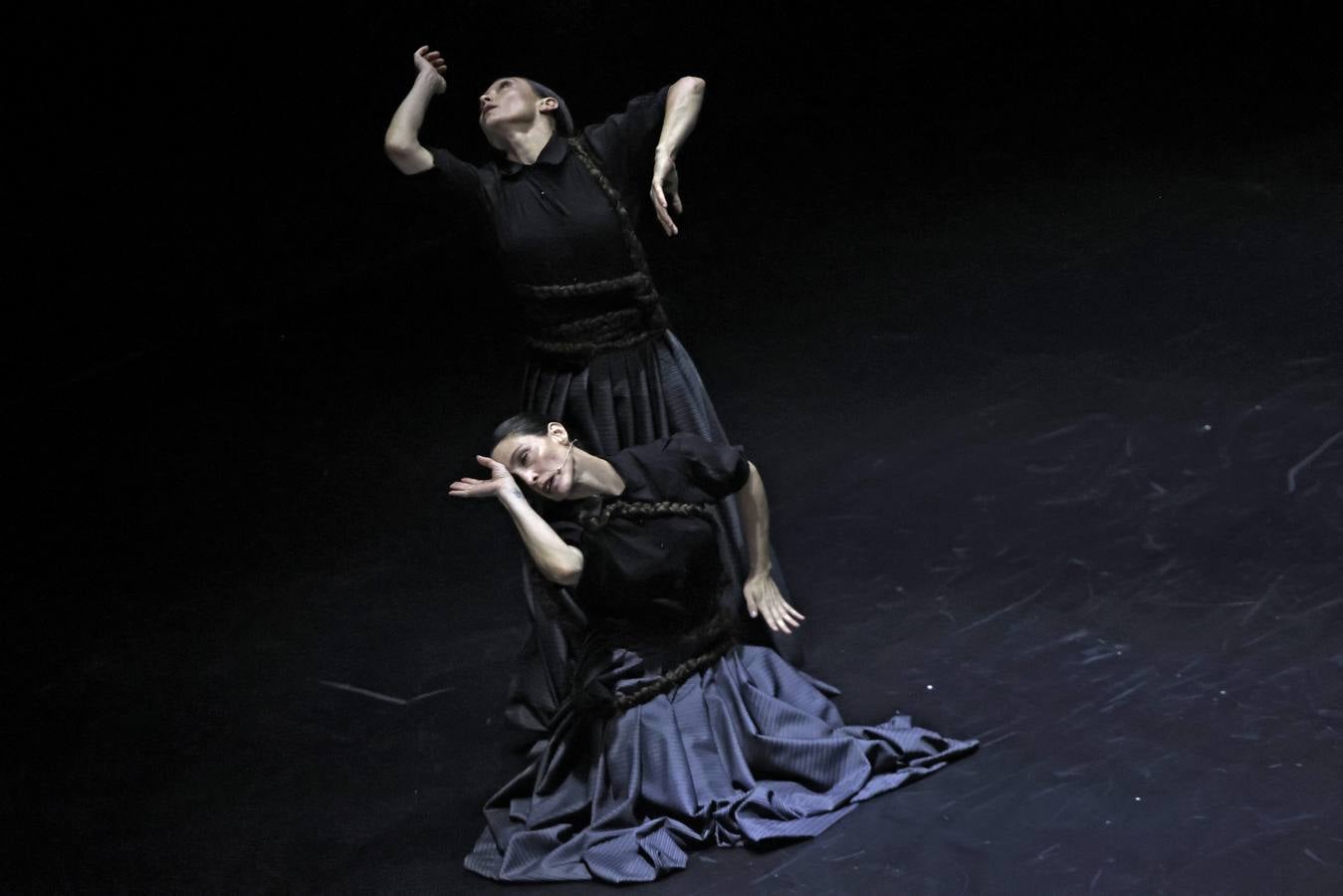 Florencia e Isidora Oz, juntas en el escenario del Teatro Central 