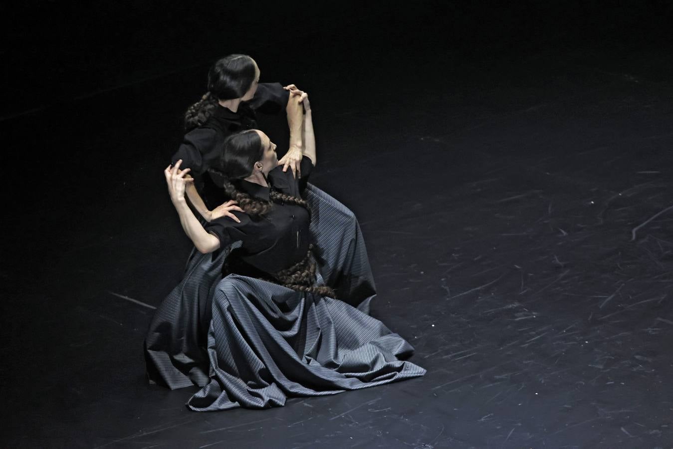 Florencia e Isidora Oz, juntas en el escenario del Teatro Central 