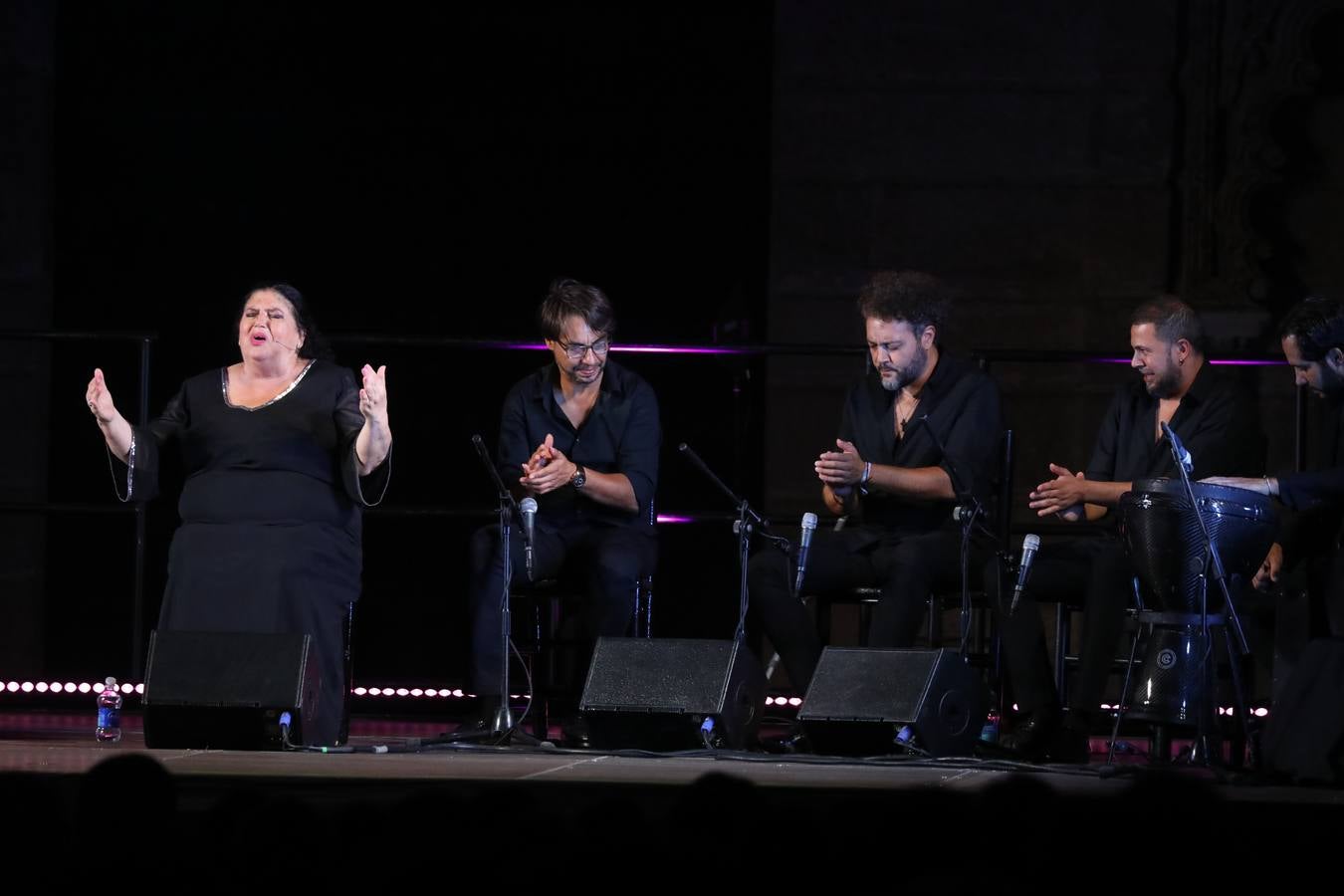 Inés Bacán y Ricardo Miño quebraron el silencio del Alcázar con sus quejíos flamencos