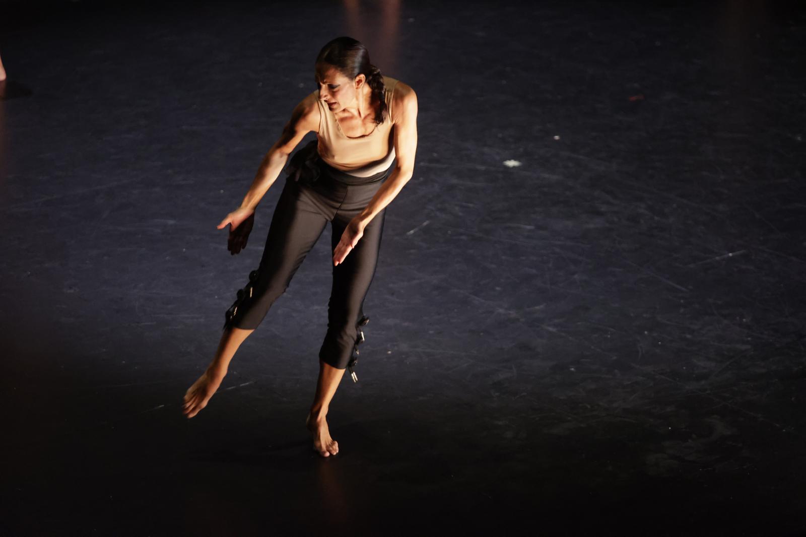 Un instante del espectáculo 'Comedia sin título', de la coreógrafa Úrsula López, en el Teatro Central 