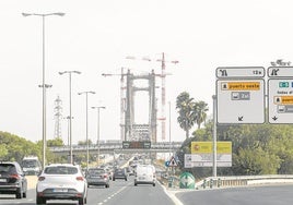 El retraso en la obra del Puente del Centenario no garantiza su apertura antes de 2027