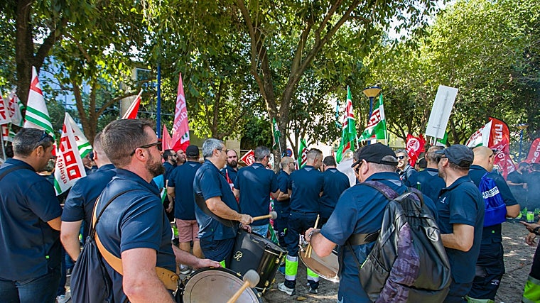 Los trabajadores afirman que en 2017 huba preacuerdo para el convenio laboral, pero con las elecciones y el cambio de gobierno se paró todo