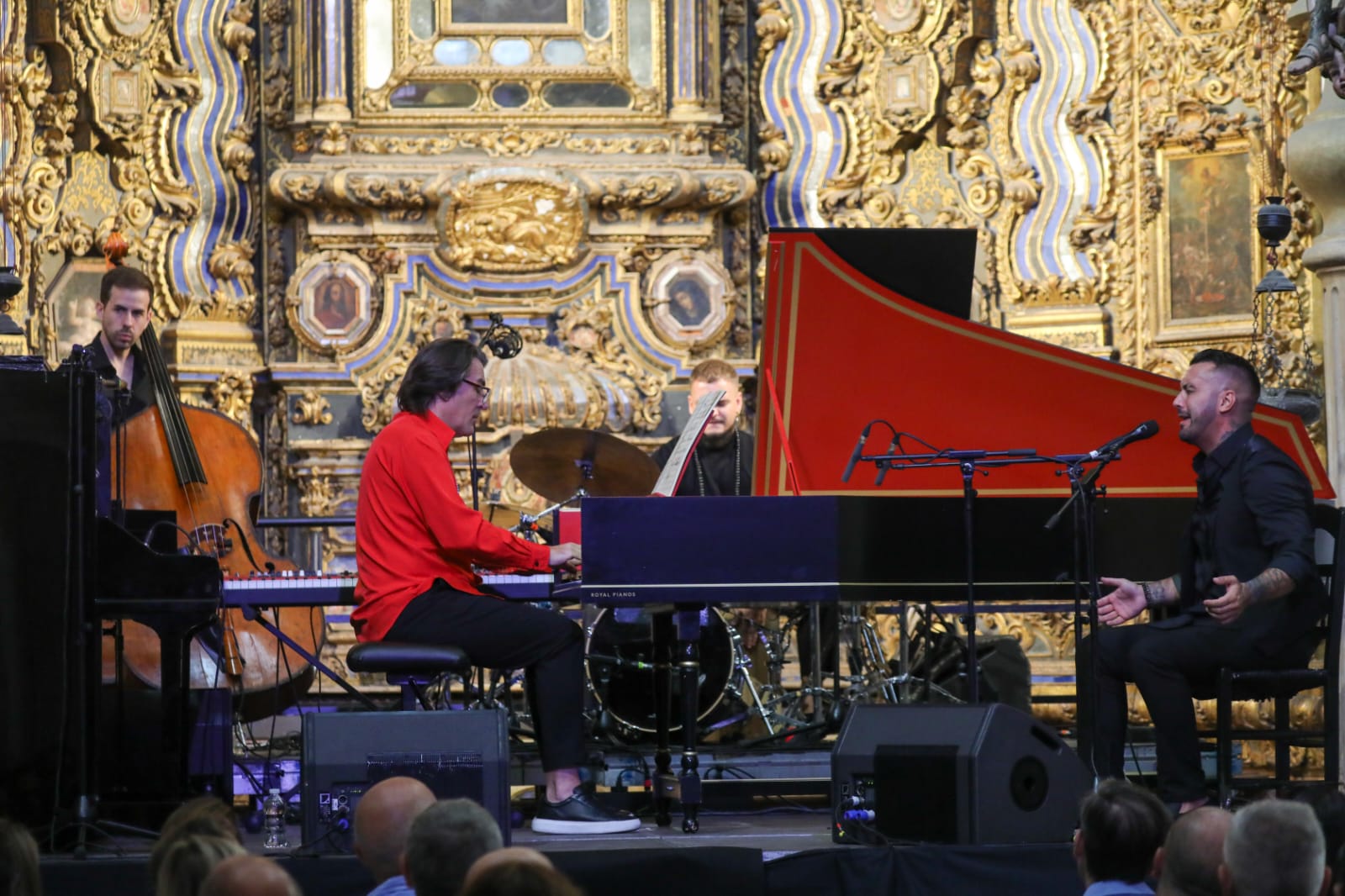 Dorantes, durante su actuación en el concierto celebrado en la iglesia de San Luis de los Franceses