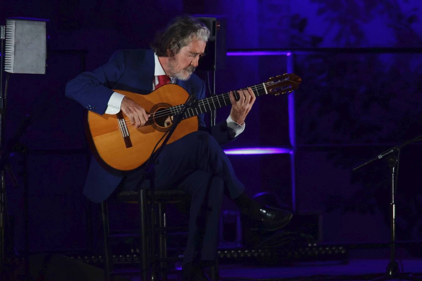 Un momento del concierto de guirtarra de Riqueni, dentro de la Bienal de Flamenco sevillana