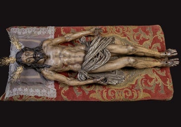 José Roda Peña: «Existe un atisbo de posibilidad de que el Cristo Yacente del Santo Entierro sea la primera imagen realizada por Juan de Mesa»