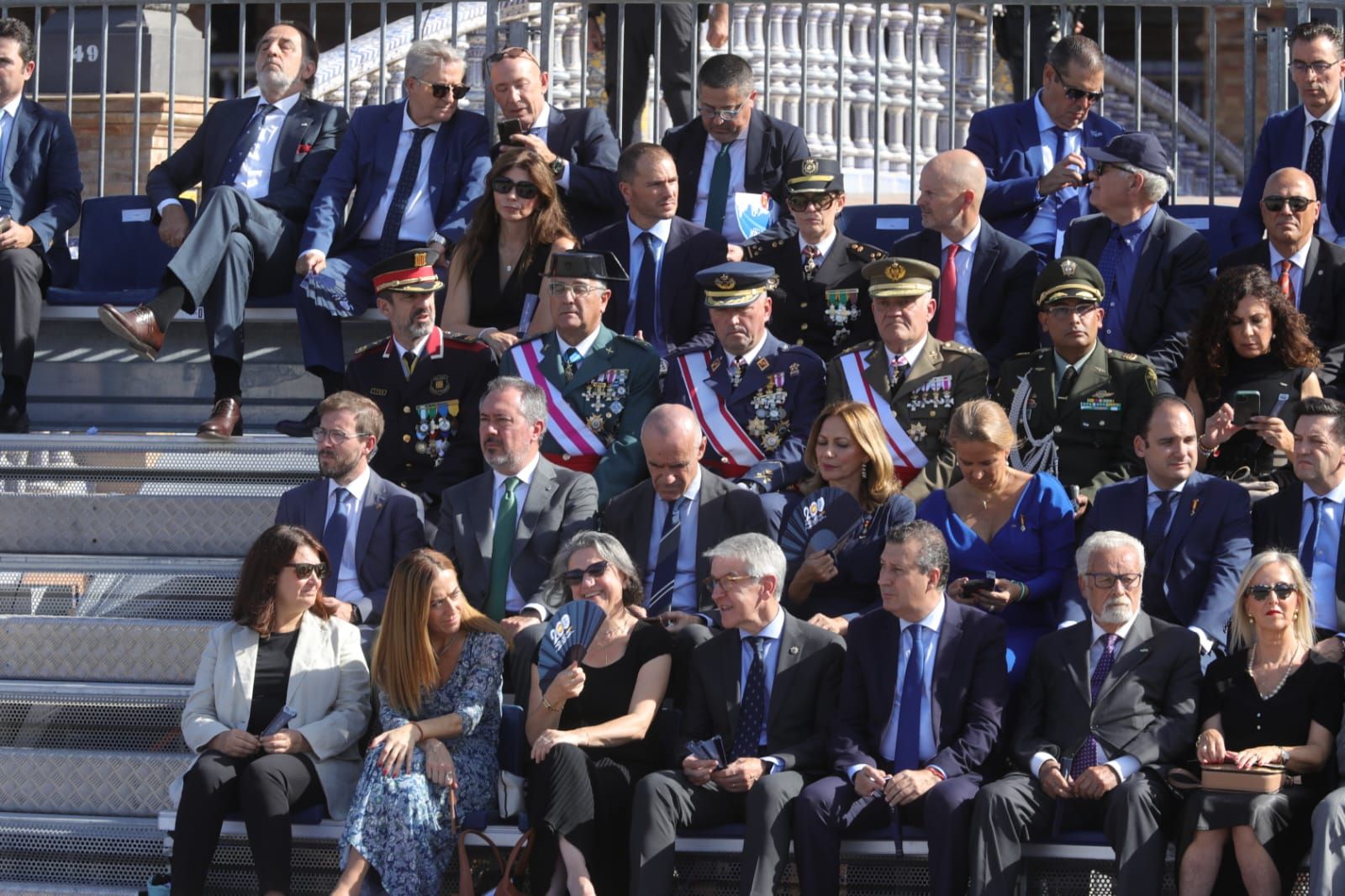 Celebración del Día de la Policía en Sevilla, en imágenes