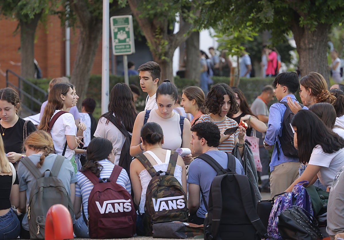 Estudiantes durante la pasada Selectividad