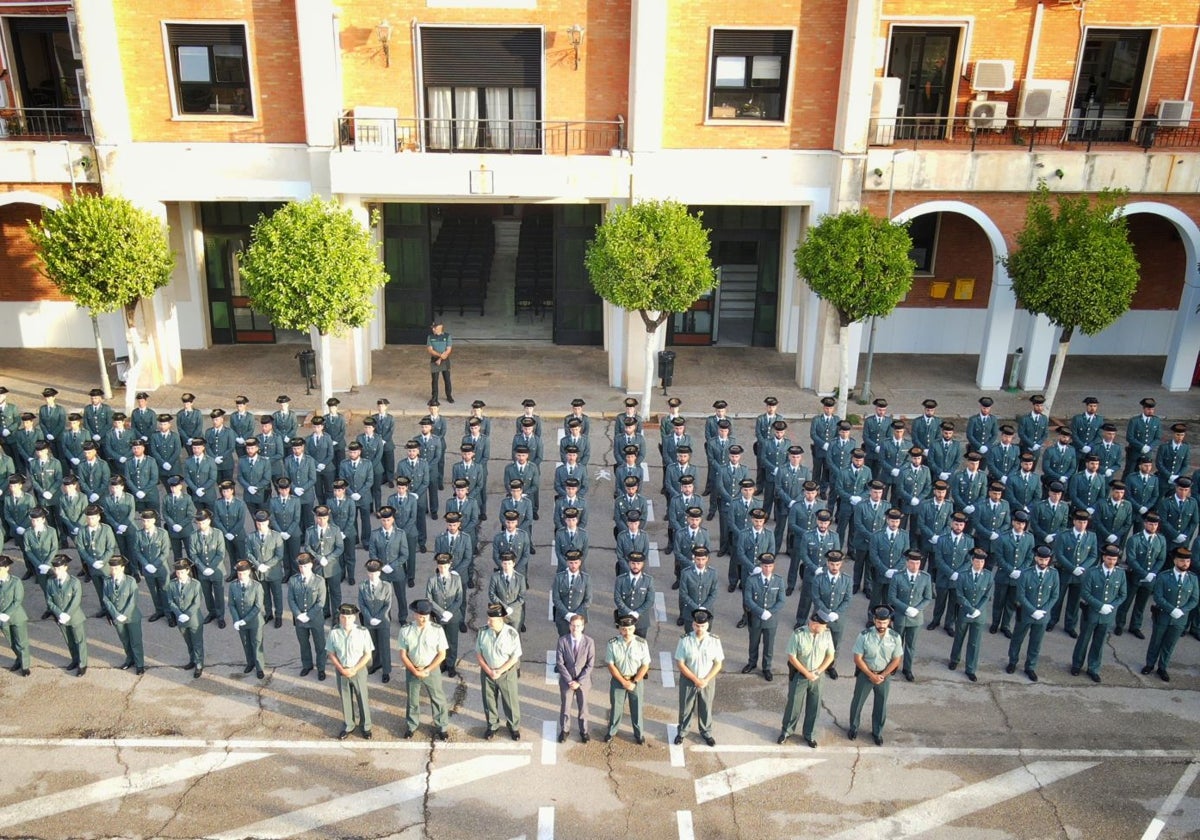 Imagen de los nuevos agentes en la Comandancia de la Guardia Civil de Sevilla