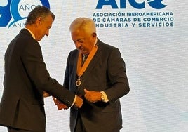 Francisco Herrero, galardonado con la medalla de oro de la Asociación Iberoamericana de Cámaras de Comercio