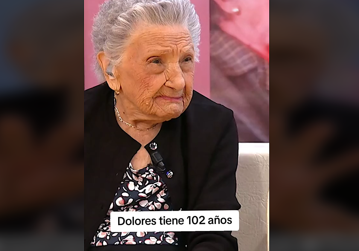 Dolores en uno de los momentos del programa de 'La tarde, aquí y ahora' en Canal Sur