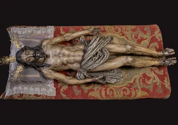 El Cristo Yacente del Santo Entierro presidirá el Vía Crucis de las Cofradías de Sevilla