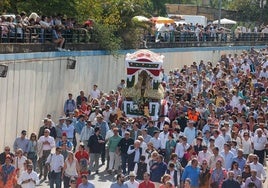 La tradición sella la identidad de la multitudinaria romería de Valme